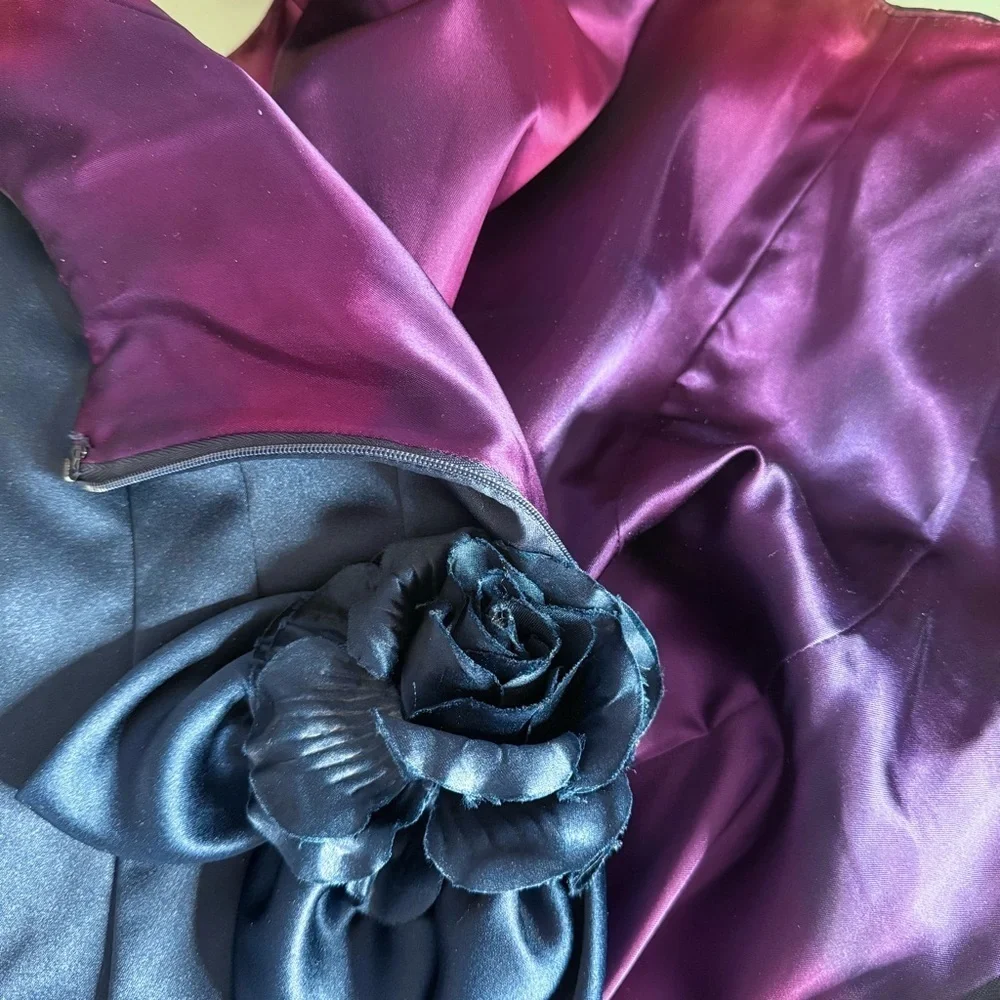 JESSICA McCLINTOCK Navy Satin Floor Length Prom Dress Size 10 Satin Rose Formal - Picture 7 of 16